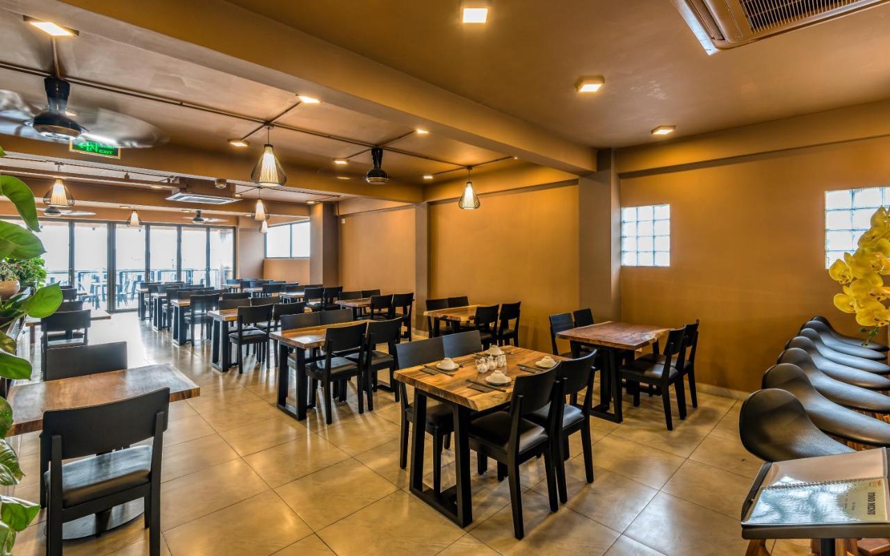 Cherry Hotel And Apartment Ho Chi Minh City Exterior photo