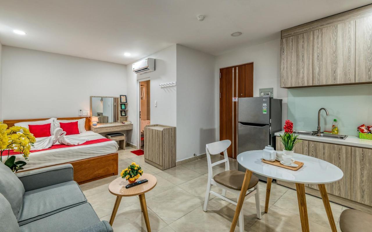 Cherry Hotel And Apartment Ho Chi Minh City Exterior photo