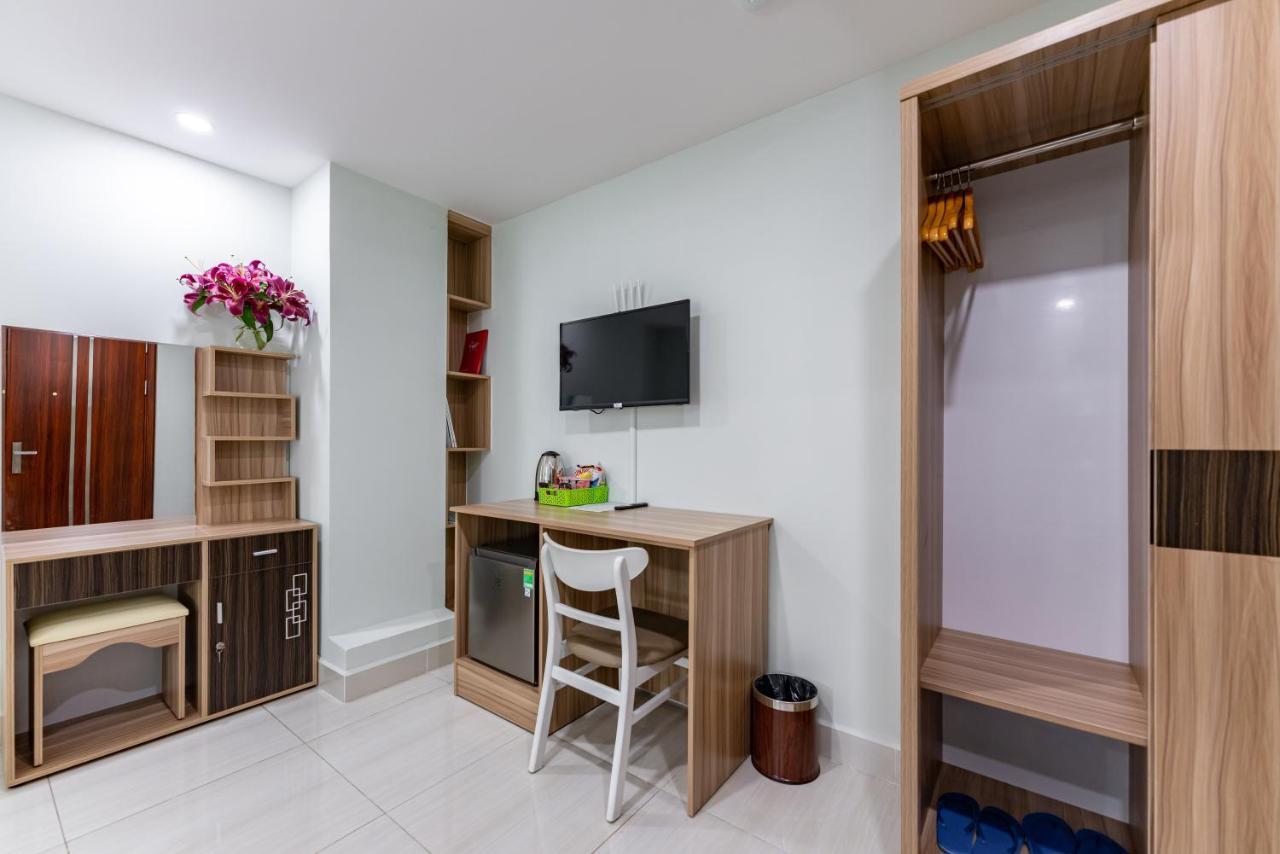 Cherry Hotel And Apartment Ho Chi Minh City Exterior photo